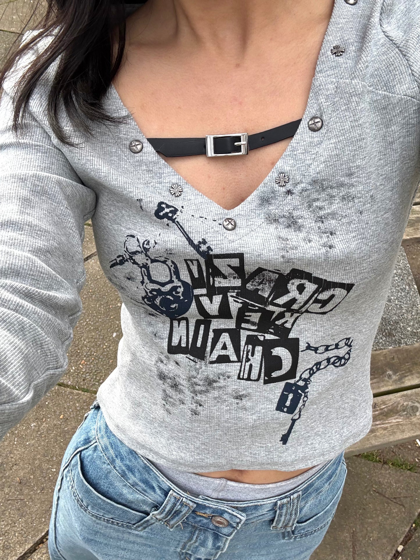 Rebel Chain Buckle Tee